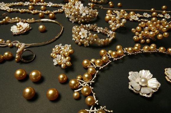 golden oyser pearl jewelry
