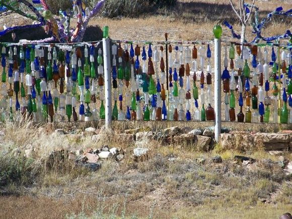 unusual bootle fence