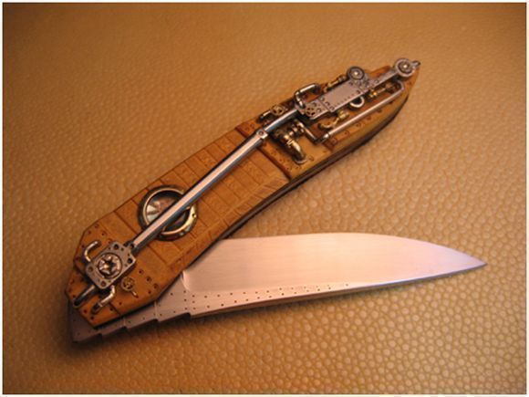 fictional pocket knife with mechanizam from the outside