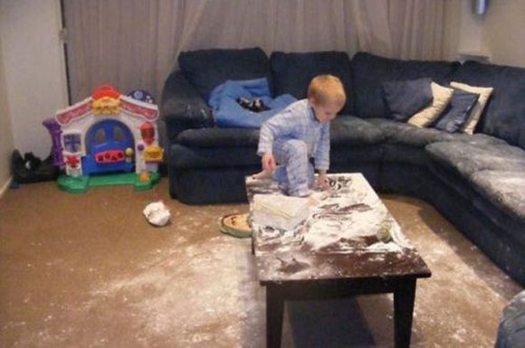 Bilderesultat for kids making a mess