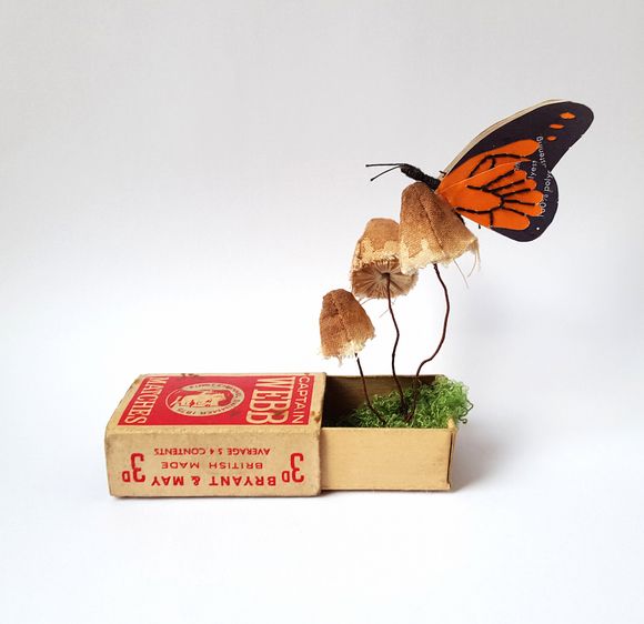 floral and fungi Sculptures produced from recycled paper by Kate Kato